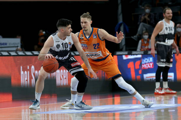 也能无球等 也能无球等